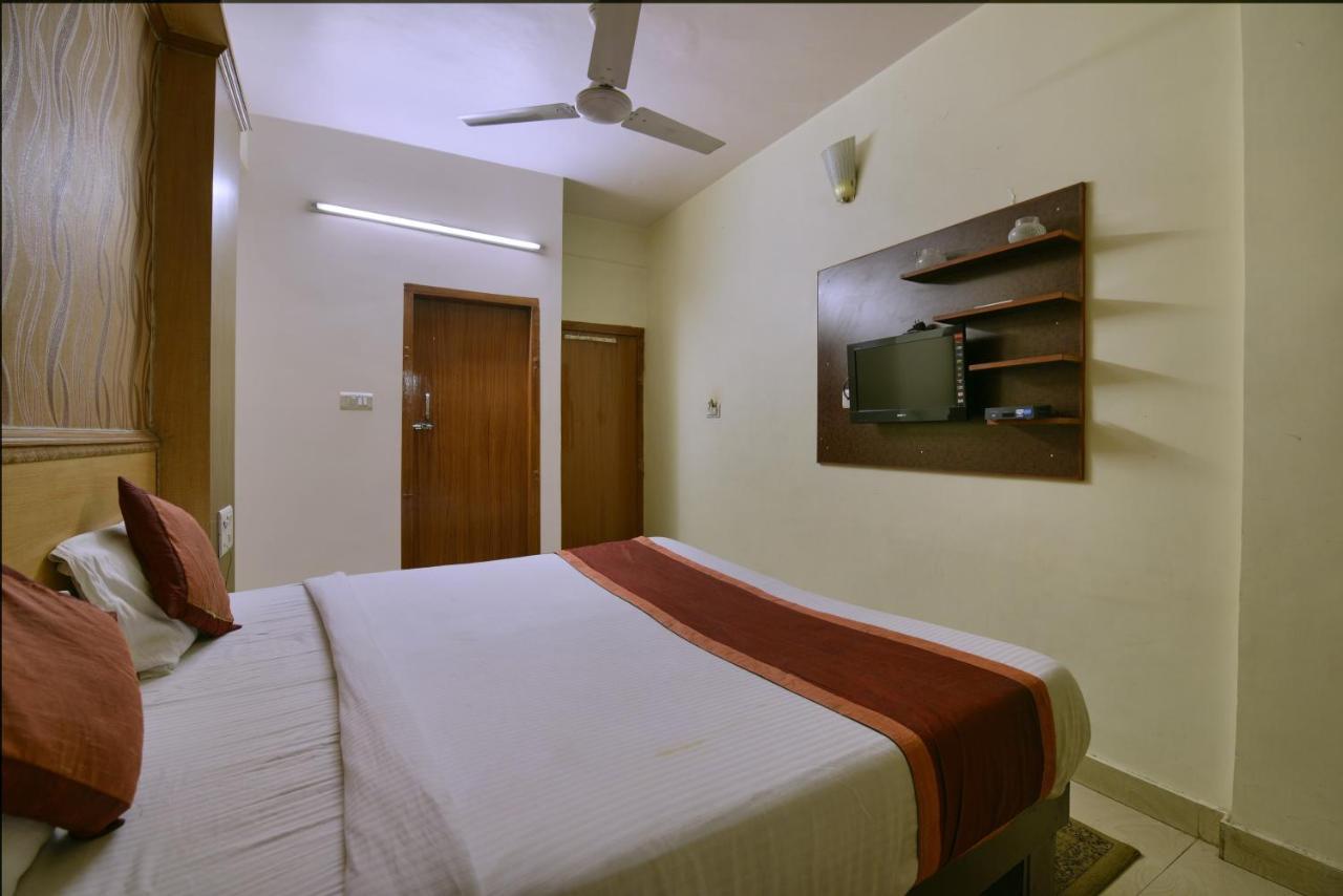 Oyo 2326 Hotel Star Plaza Τζαϊπούρ Εξωτερικό φωτογραφία